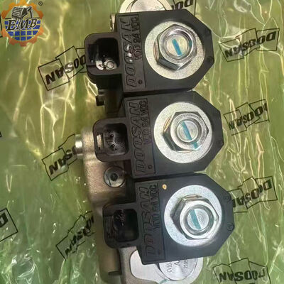 410135-01306 Grupo de válvula solenoide piloto DX215-9C 41013501306 para piezas de excavadora